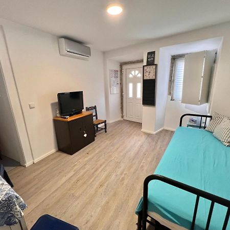 Apartamento 1 Quarto, Com Patio, Em Frente Praia Paço de Arcos Exterior foto